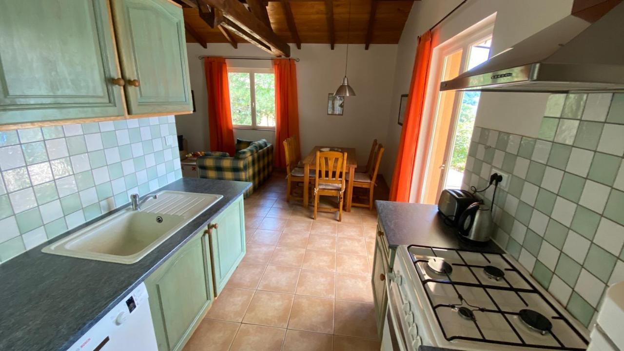Les Hauts Du Coustalier Doissat Bagian luar foto