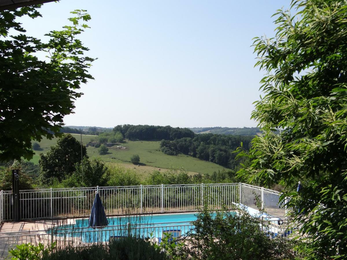 Les Hauts Du Coustalier Doissat Bagian luar foto